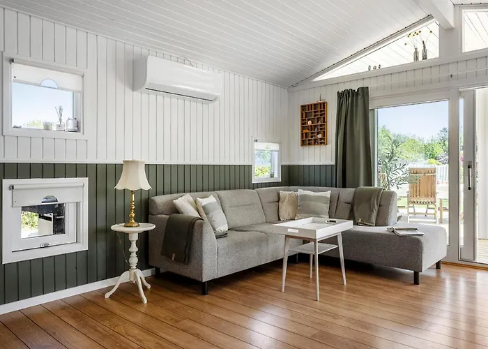 Feriehus Lovely In With Wifi